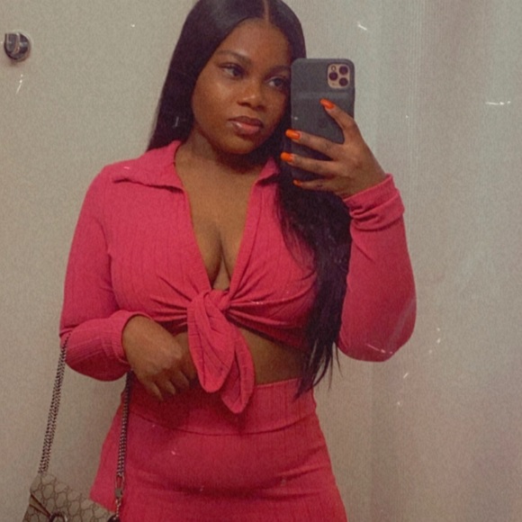 Pink Pants Set - Picture 2 of 3